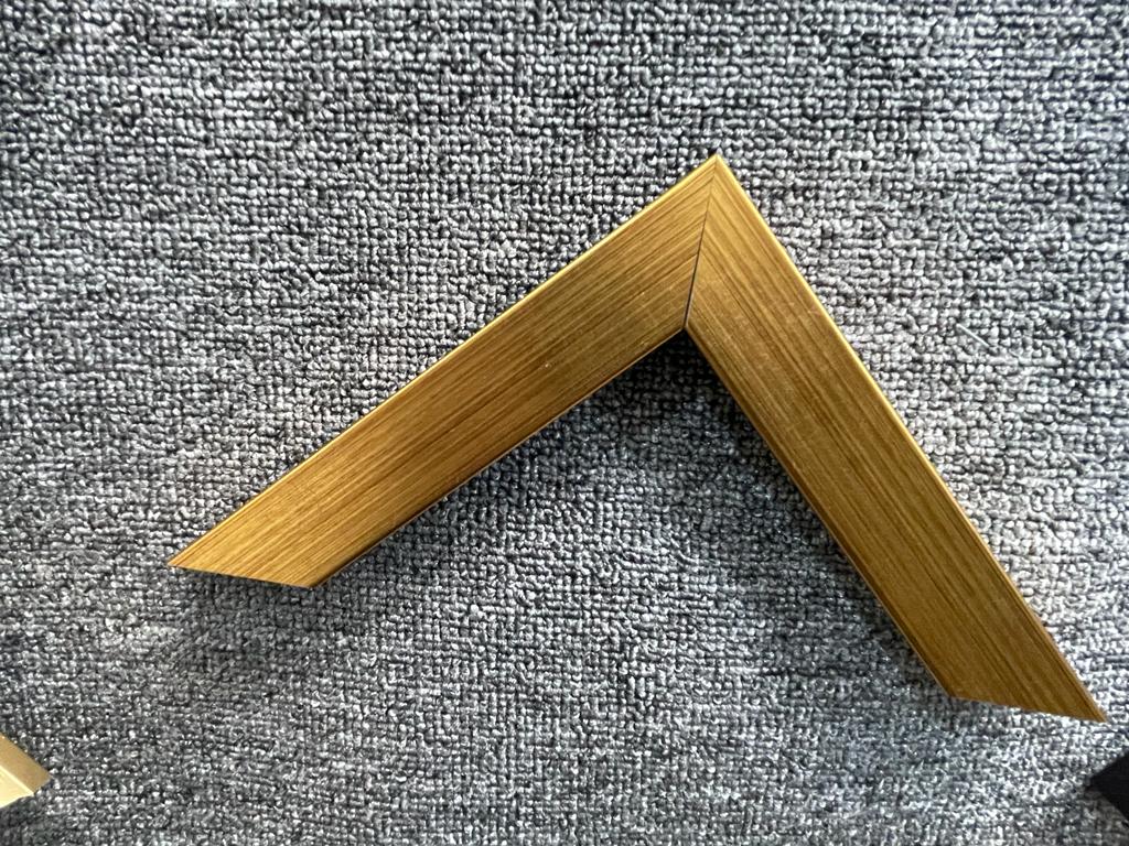 3cm (W) X 2cm (D) GOLD BRUSHED FRAME