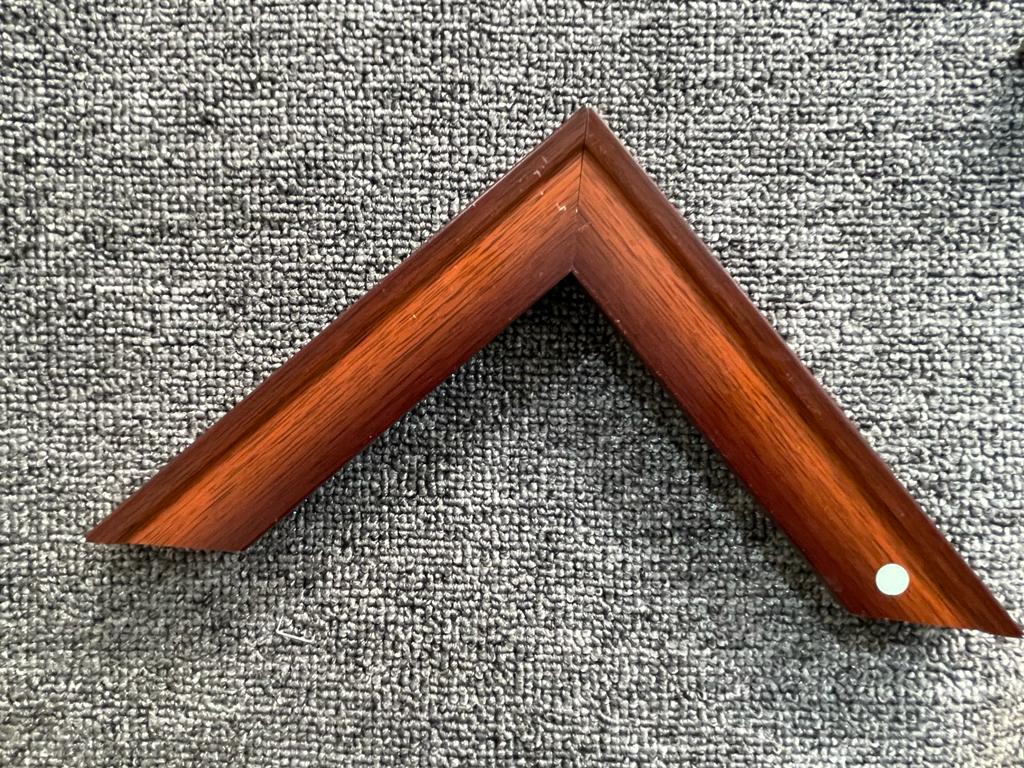 T5:- 3cm X 2cm